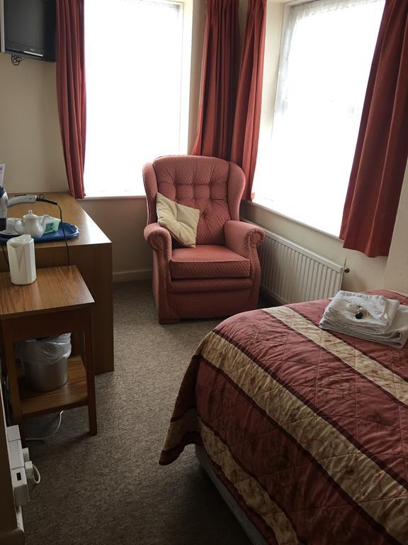 Hotel Riviera By The Sea Bournemouth Eksteriør billede