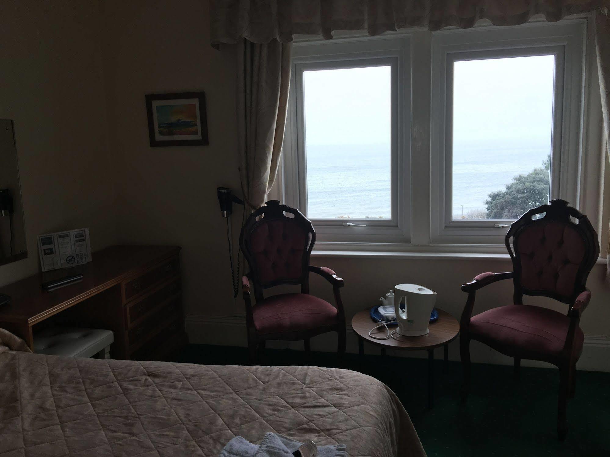 Hotel Riviera By The Sea Bournemouth Eksteriør billede