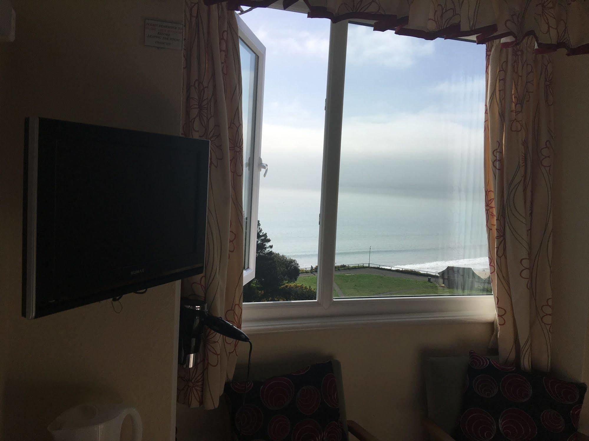 Hotel Riviera By The Sea Bournemouth Eksteriør billede